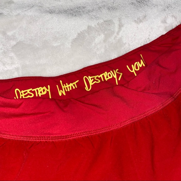 RED REEBOK ATHLETIC SHORTS - Picture 5 of 7